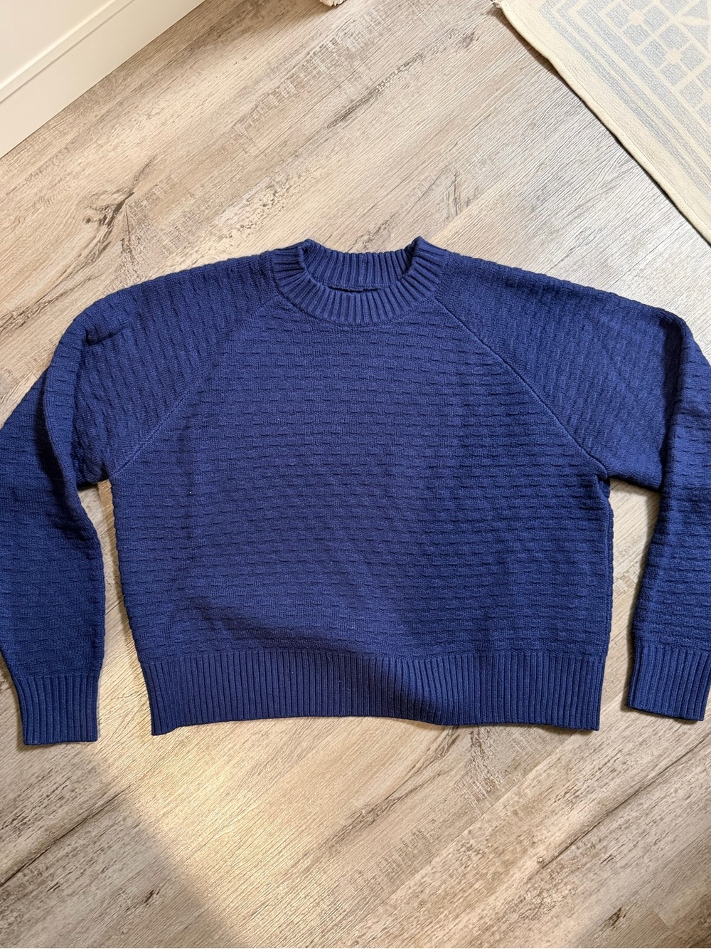 lululemon Texture Play Crew Sweater in Night Sea - Picture 2 of 5